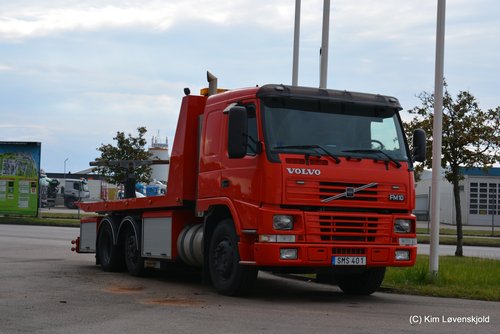 2001' Volvo FM10