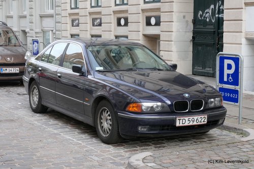 1998' BMW 523i