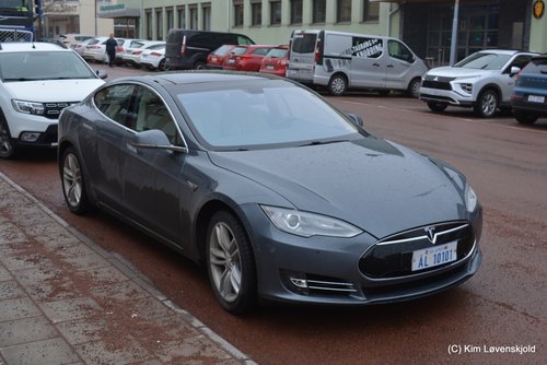 Tesla Model S