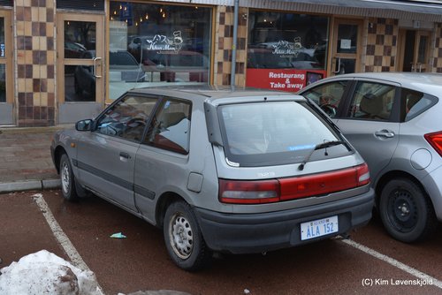 Mazda 323