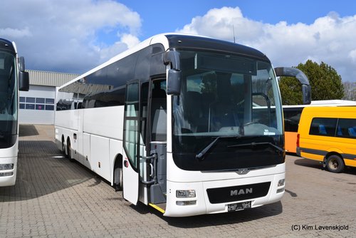 2015' MAN R08 Lion's Coach L RHC444