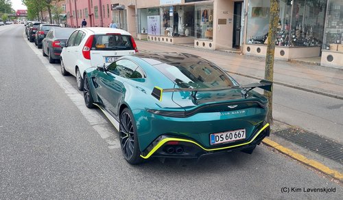 2021' Aston Martin Vantage