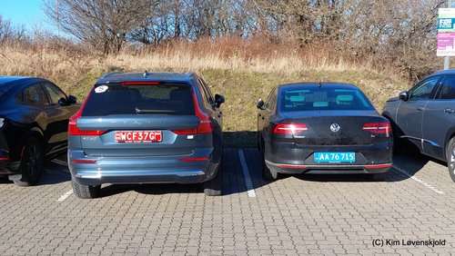 Volvo XC60 & 2018' VW Passat 1,4 TSI DSG7