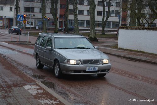 Volvo V70 I