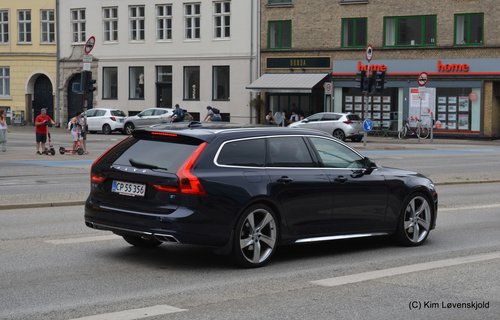 2016' Volvo V90 II