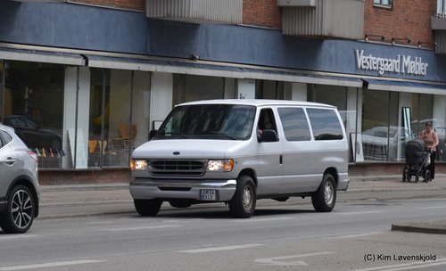 1998' Ford E150 Club Wagon