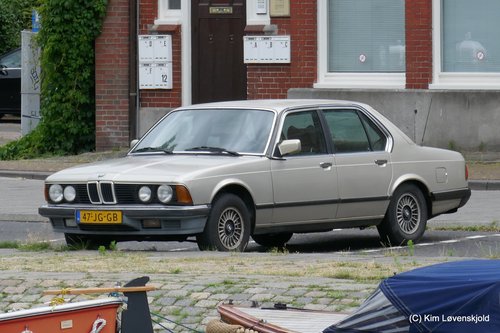 1984' BMW 728