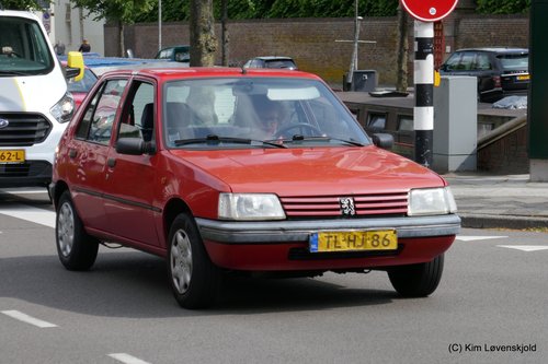 1998' Peugeot 205