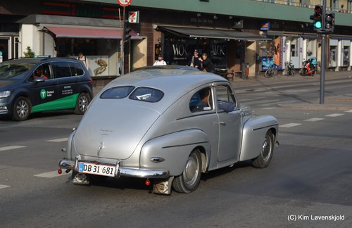 1953' Volvo PV 444