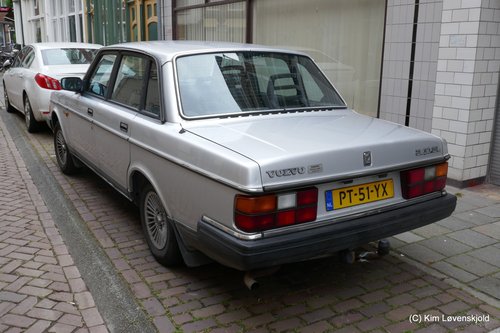 1986' Volvo 240 GL
