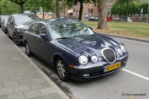 2000' Jaguar S-Type 3,0 V6