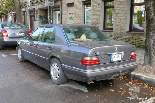 Mercedes E320