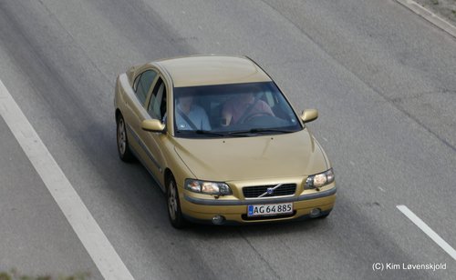 2001' Volvo S60