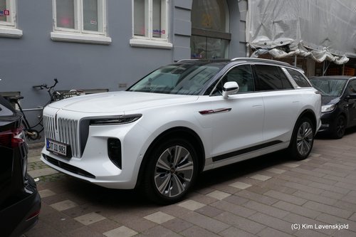 2023' Hongqi E-hs9