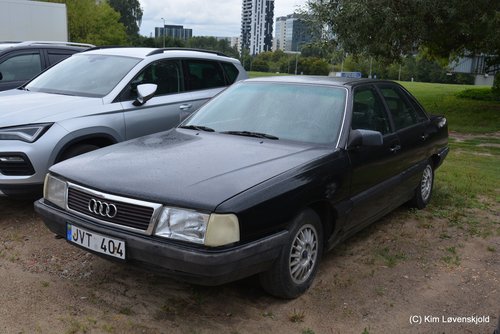 Audi 100
