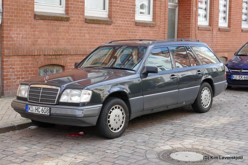Mercedes E250 S124