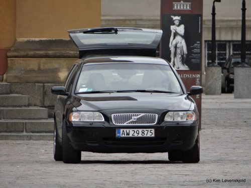 2005' Volvo V70