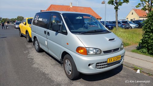 1998' Mitsubishi L 400