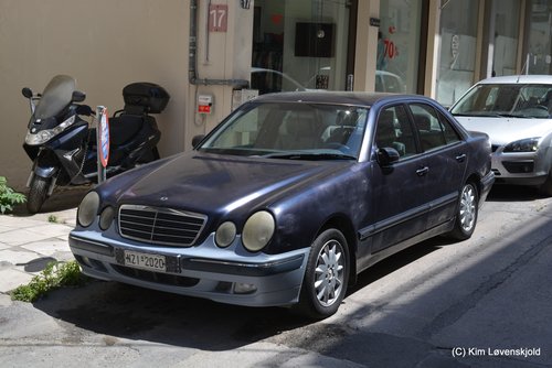 Mercedes W210