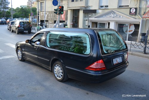 Mercedes S210