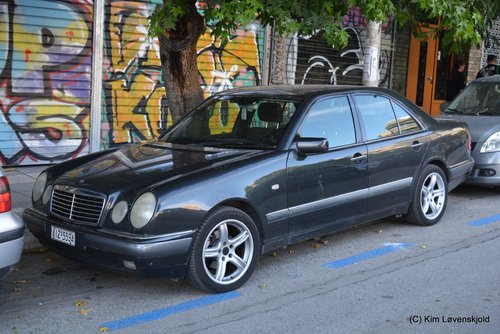 Mercedes W210