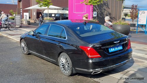2018' Genesis G90