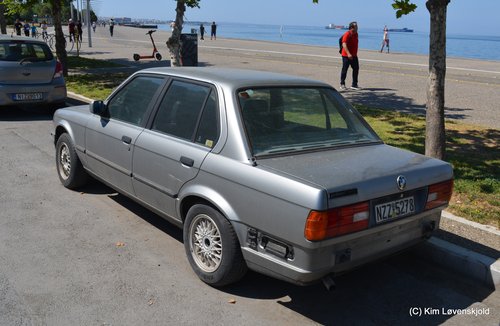 BMW 3-series E30