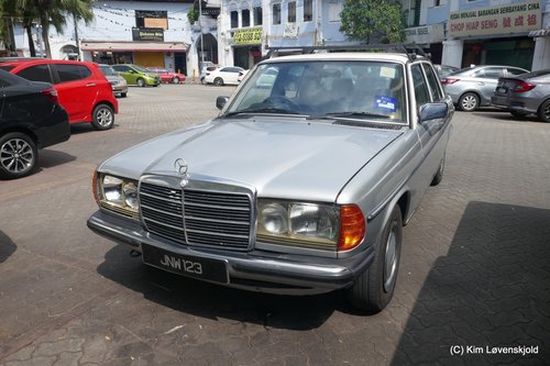 Mercedes W123