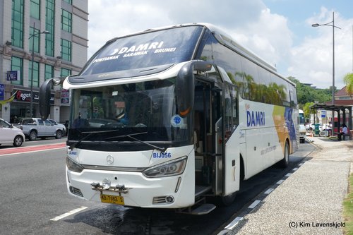Mercedes Laksana SR2