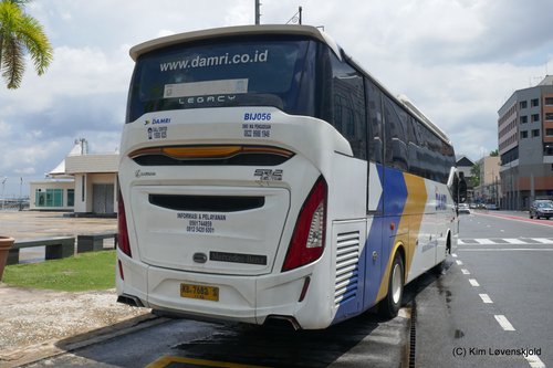 Mercedes Laksana SR2