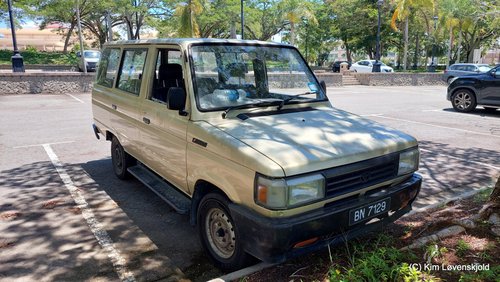 Toyota Kijang