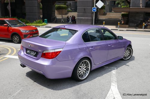 BMW 525i (E60)