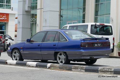 Holden Calais
