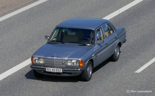 1983' Mercedes 230E