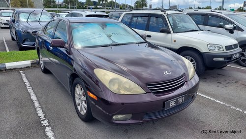 Lexus ES300