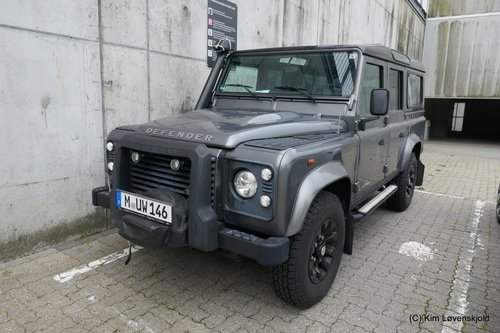 Land Rover Defender
