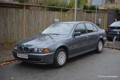 2002' BMW 525i