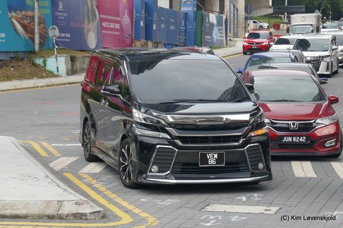 Toyota Vellfire?