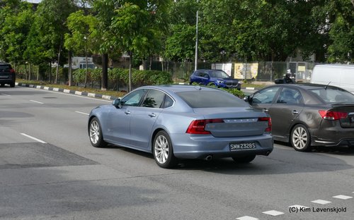 Volvo S90 T5