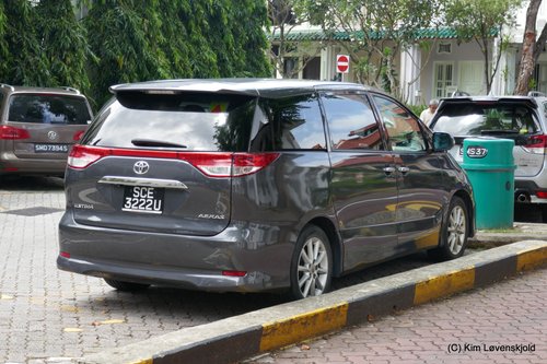Toyota Estima Aeras