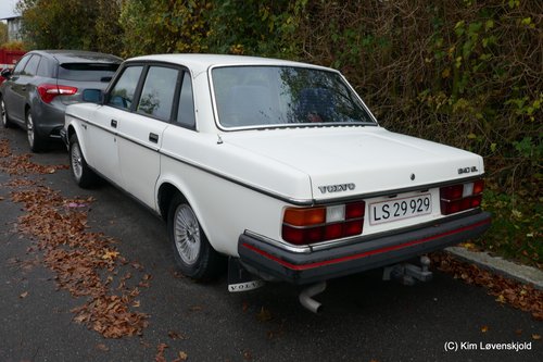 1985' Volvo 240GL