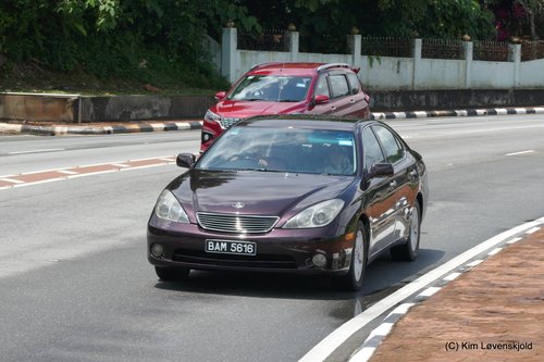 Lexus ES300