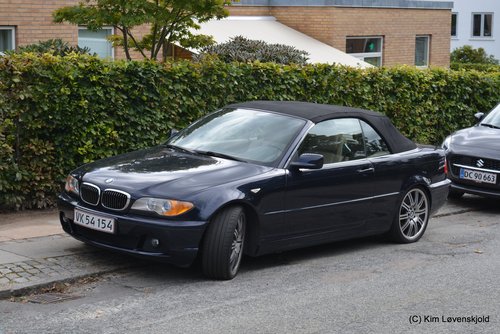 2003' BMW 330 Ci