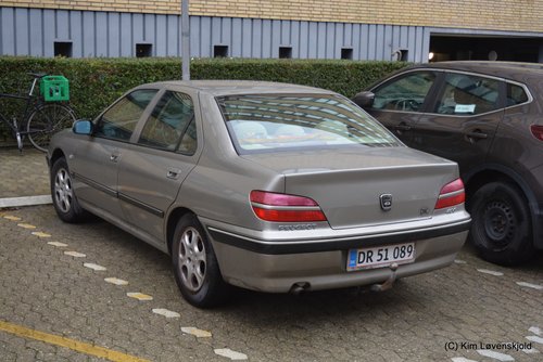 2001' Peugeot 406