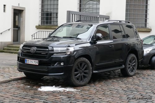 2019' Toyota Land Cruiser 200