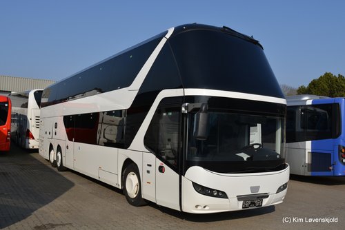 Neoplan Skyliner