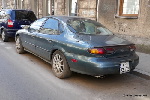 Ford Taurus
