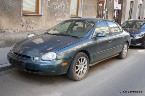 Ford Taurus