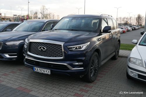 Infiniti QX80