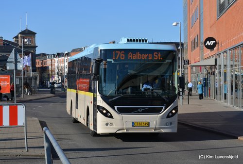 2013' Volvo B7R-63